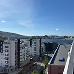 68 M2, 2 Soverom Og Sovealkove, Takterasse Apartamento Bergen