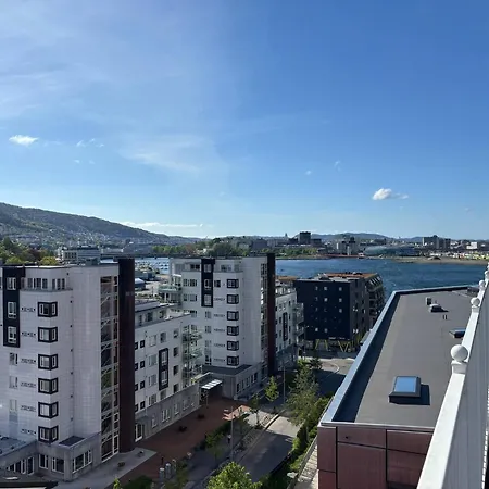 68 M2, 2 Soverom Og Sovealkove, Takterasse Lejlighed Bergen
